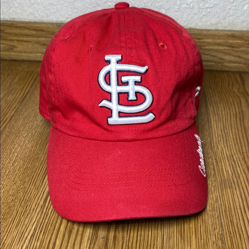 Fanatics Red Cardinals Cap with Embroidered Details